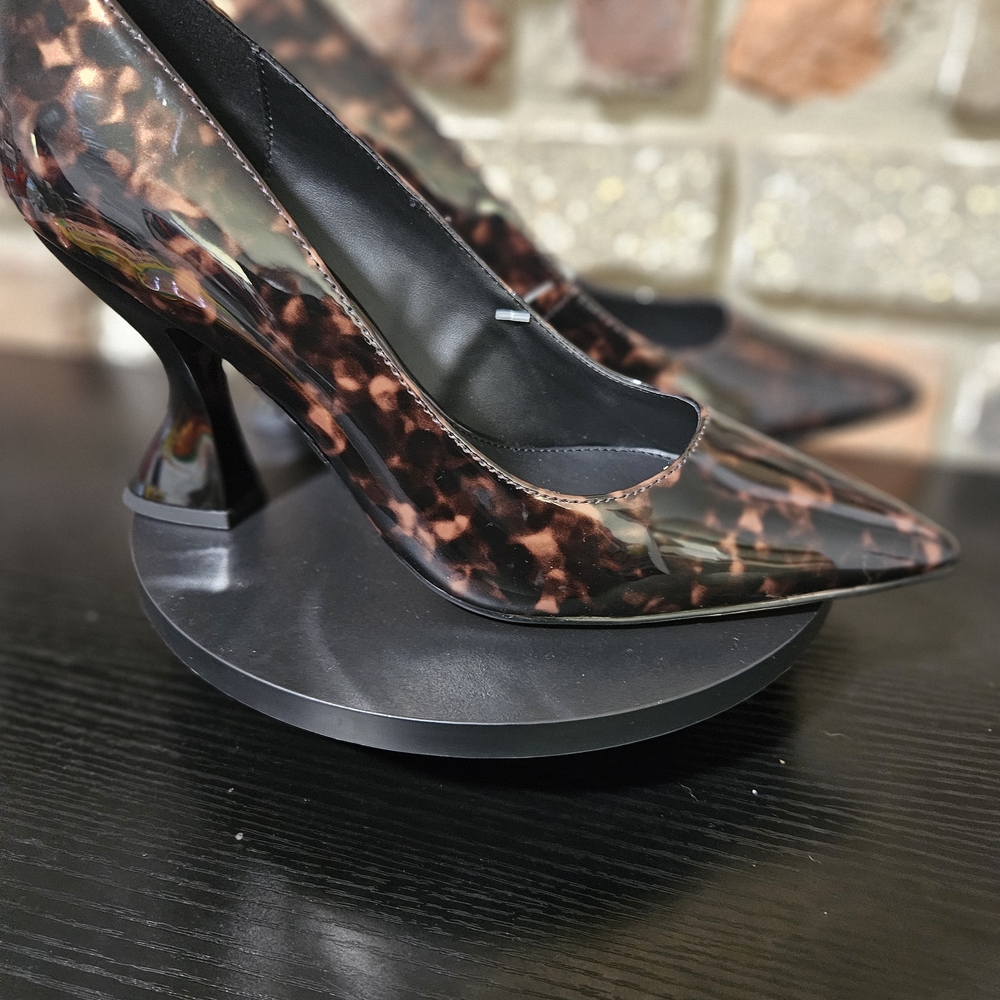 Katy Perry Collections Tortoiseshell Heels - Picture 3 of 6